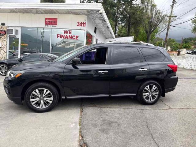 2020 Nissan Pathfinder S 2WD