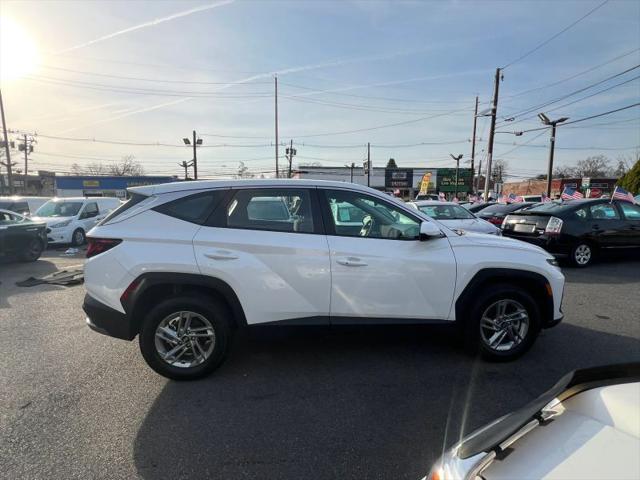 2025 Hyundai Tucson SE