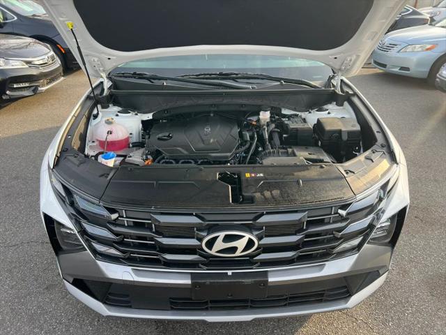 2025 Hyundai Tucson SE