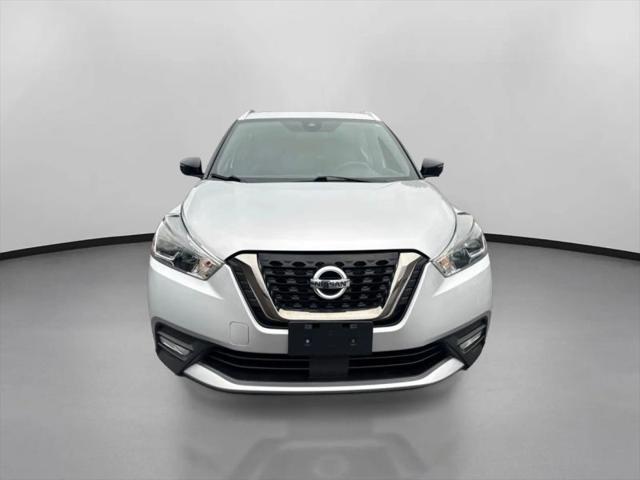 2020 Nissan Kicks SR Xtronic CVT