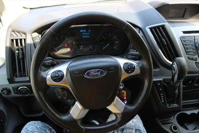 2017 Ford Transit XLT