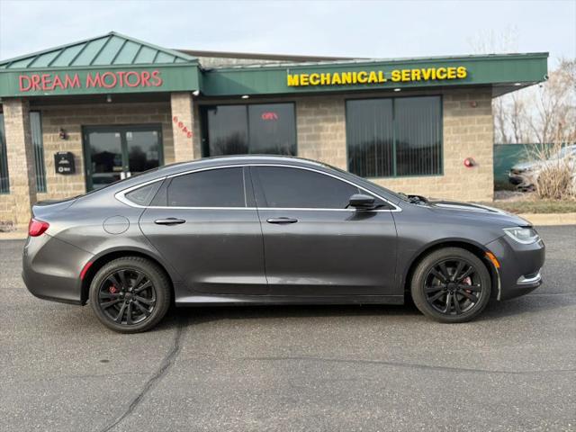 2016 Chrysler 200 Limited