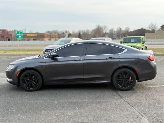 2016 Chrysler 200 Limited