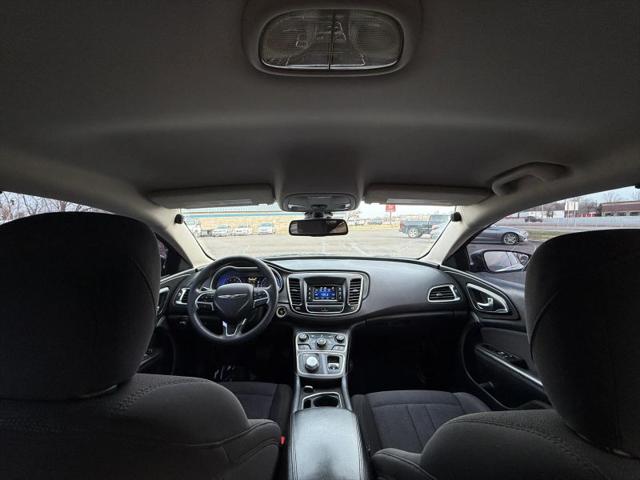 2016 Chrysler 200 Limited
