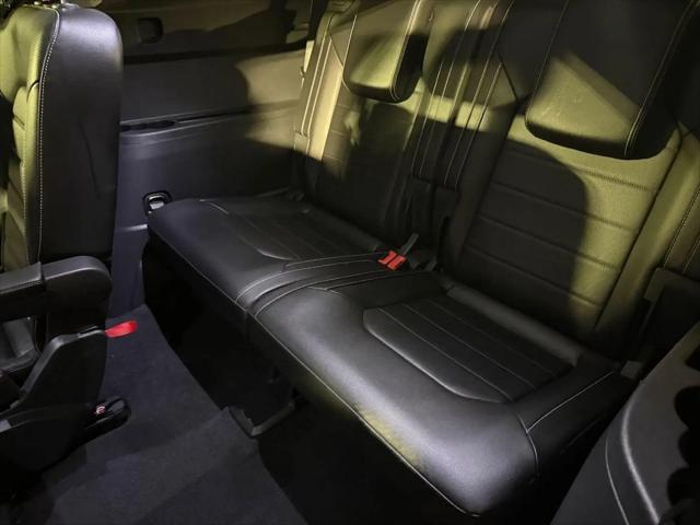 2022 Volkswagen Atlas 3.6L V6 SEL Premium R-Line