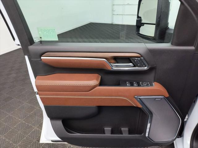 2024 GMC Sierra 3500HD 4WD Crew Cab Standard Bed Denali Ultimate