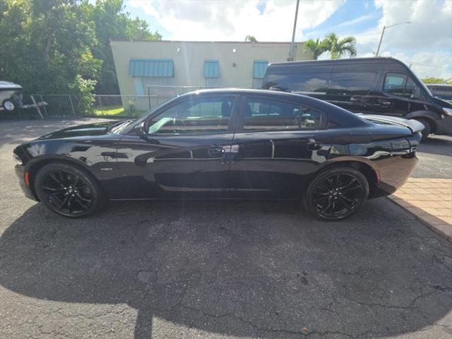 2017 Dodge Charger R/T RWD