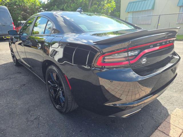 2017 Dodge Charger R/T RWD