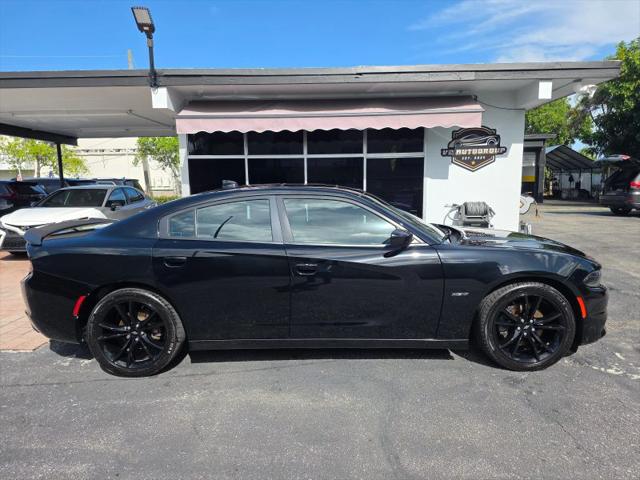 2017 Dodge Charger R/T RWD