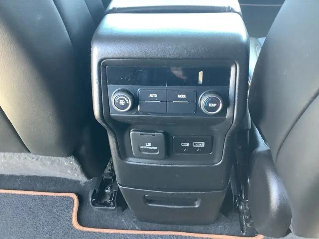 2021 GMC Acadia AWD AT4