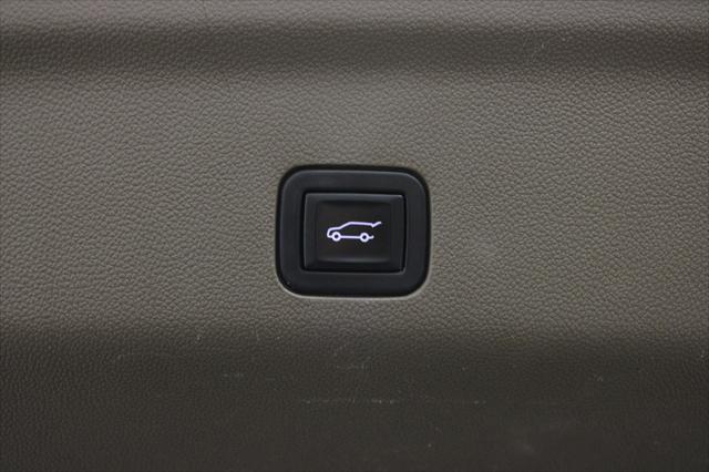 2023 GMC Yukon XL 4WD Denali