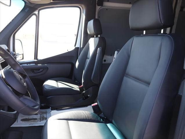 2026 Mercedes-Benz Sprinter 2500 Cargo 144 WB