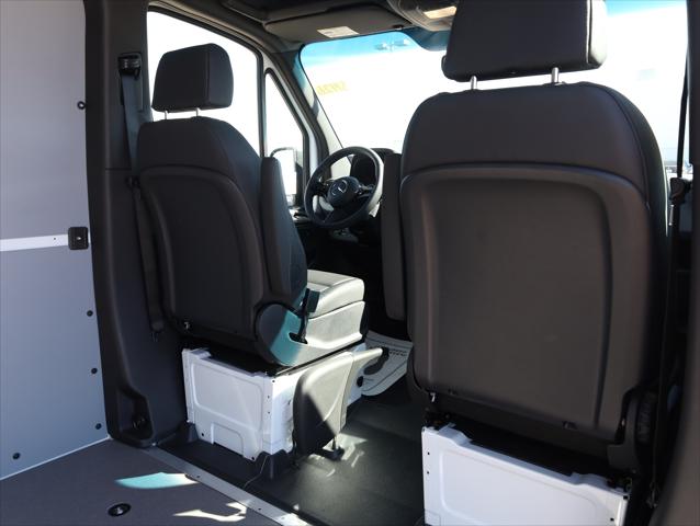 2026 Mercedes-Benz Sprinter 2500 Cargo 144 WB