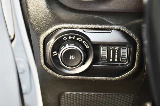 2020 Jeep Wrangler Sahara Altitude 4x4
