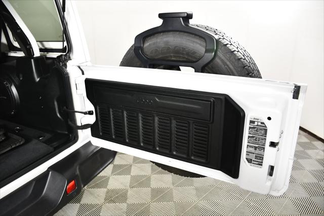 2020 Jeep Wrangler Sahara Altitude 4x4