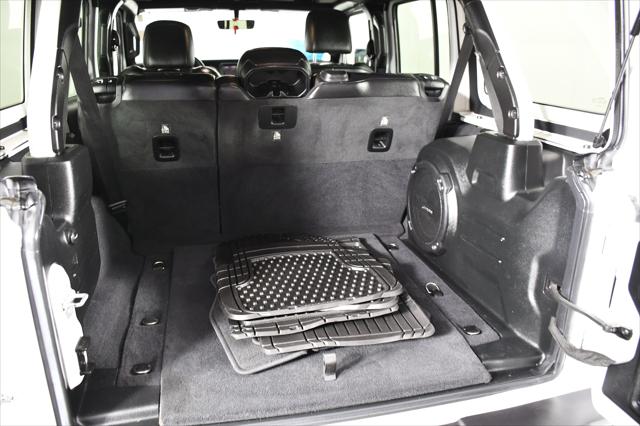 2020 Jeep Wrangler Sahara Altitude 4x4