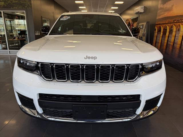 2025 Jeep Grand Cherokee L Limited 4x4 2025 Jeep Grand Cherokee L Limited 4x4