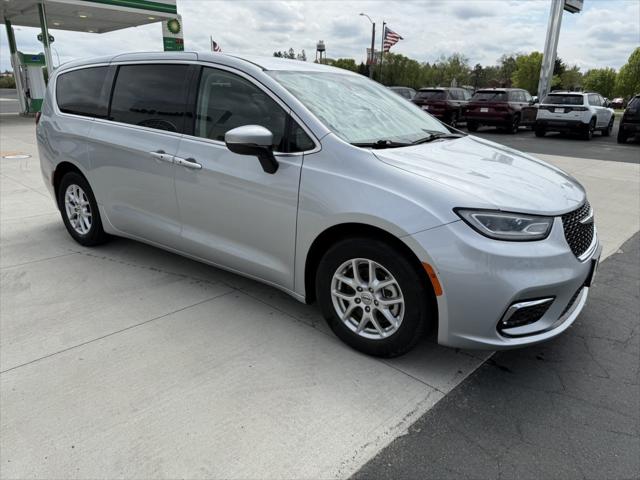 2023 Chrysler Pacifica Touring L for sale in Kimball, MN
