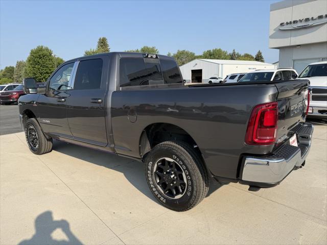 2025 Ram 3500 Laramie Crew Cab 4x4 64 Box