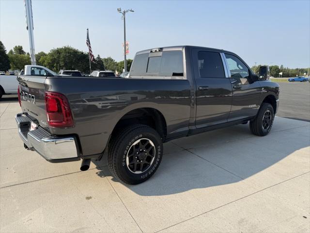 2025 Ram 3500 Laramie Crew Cab 4x4 64 Box