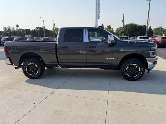 2025 Ram 3500 Laramie Crew Cab 4x4 64 Box