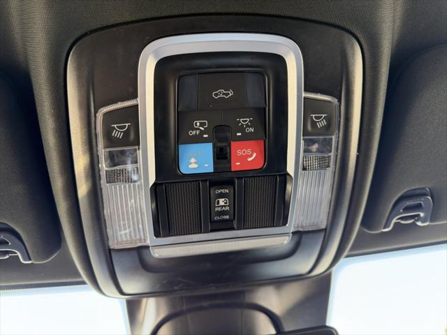 2025 Ram 3500 Laramie Crew Cab 4x4 64 Box