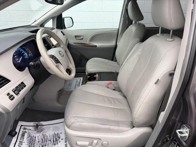 2014 Toyota Sienna XLE 7 Passenger