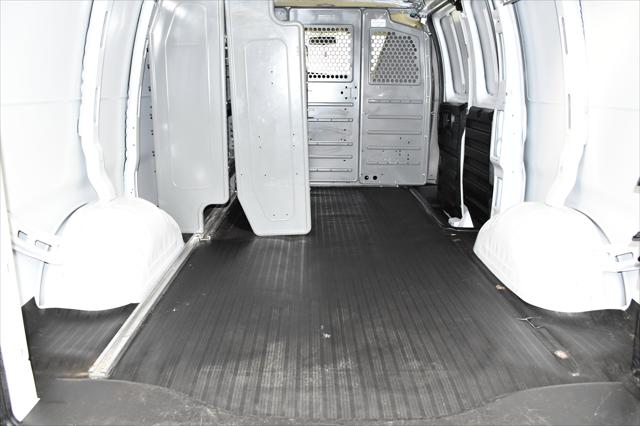 2020 Chevrolet Express Cargo Van RWD 2500 Regular Wheelbase WT