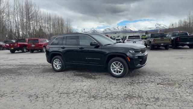 2026 Jeep Grand Cherokee Altitude 4x4