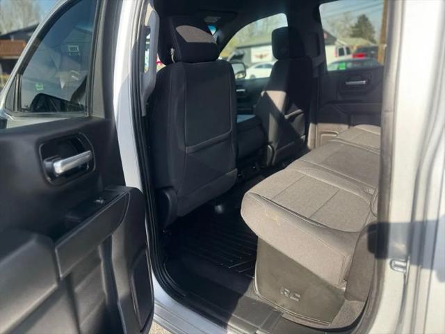 2022 Chevrolet Silverado 1500 4WD Crew Cab Short Bed Custom