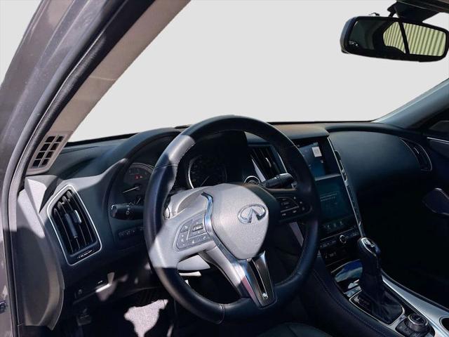 2022 INFINITI Q50 LUXE
