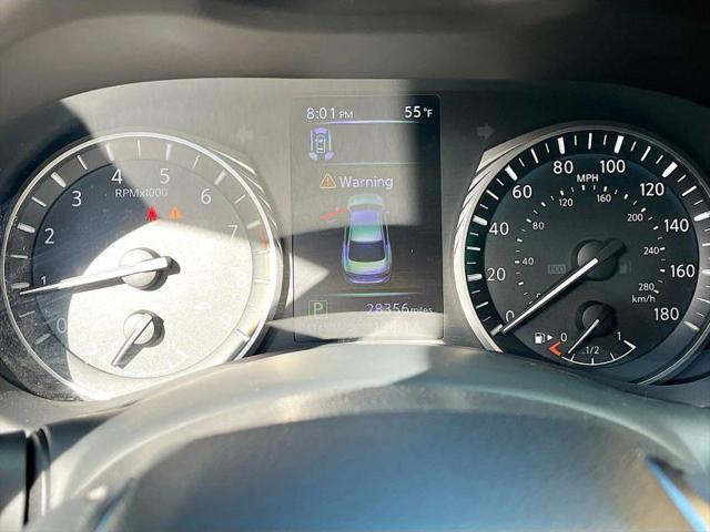 2022 INFINITI Q50 LUXE