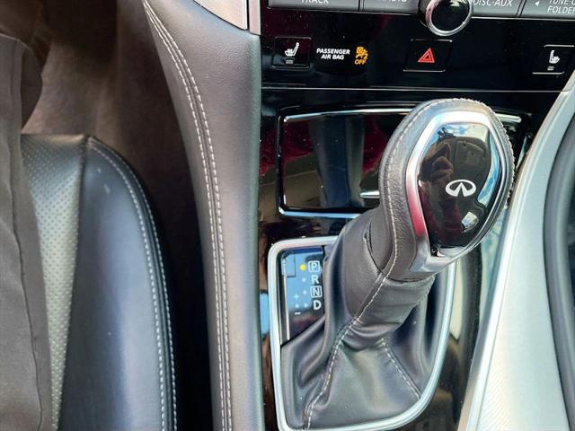 2022 INFINITI Q50 LUXE