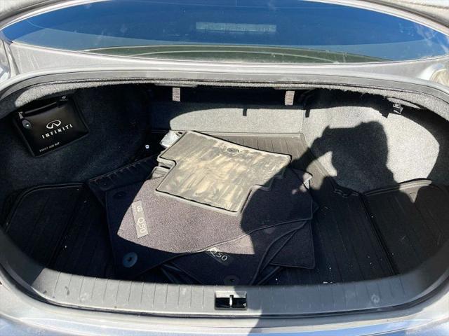 2022 INFINITI Q50 LUXE