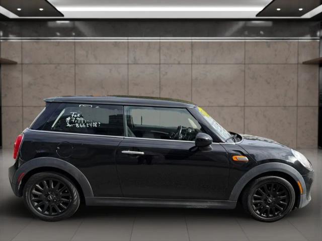 2017 MINI Hardtop Cooper