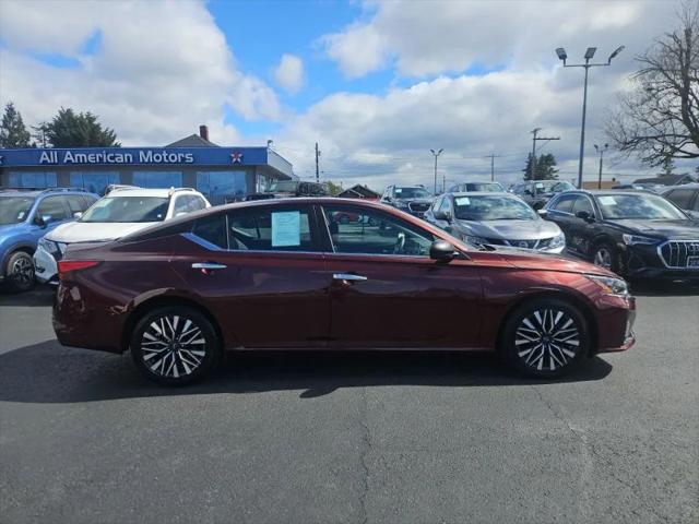 2024 Nissan Altima SV FWD
