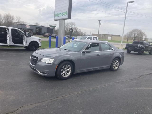 2018 Chrysler 300 Touring for sale in Larwill, IN