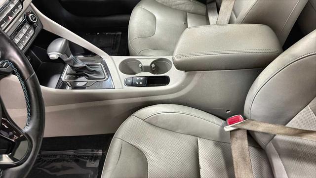 2017 Kia Niro Touring