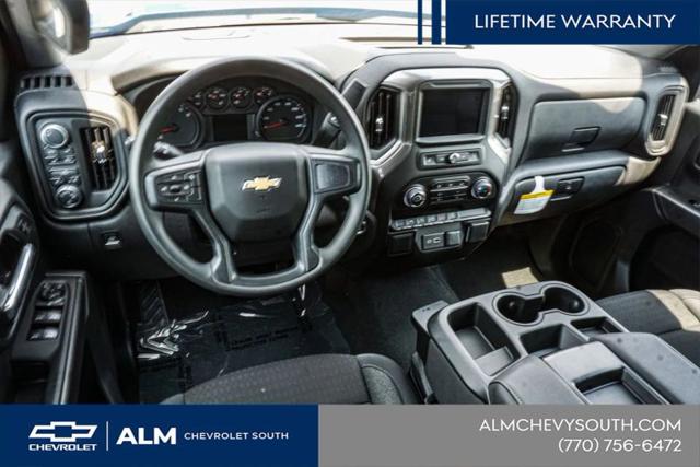 2025 Chevrolet Silverado 1500 4WD Crew Cab Standard Bed Custom