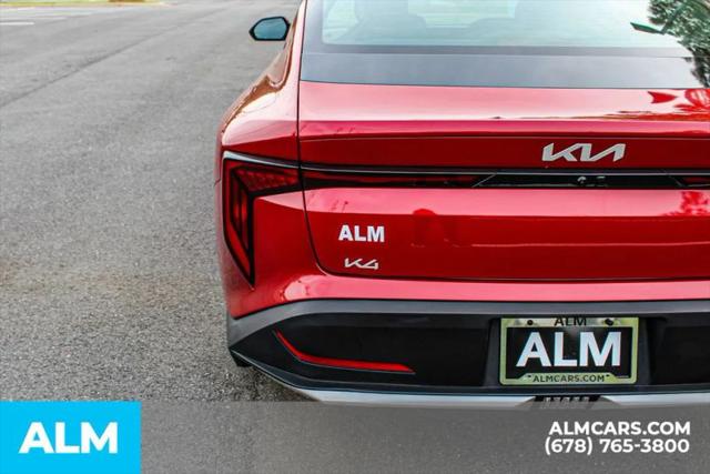 2025 Kia K4 LXS