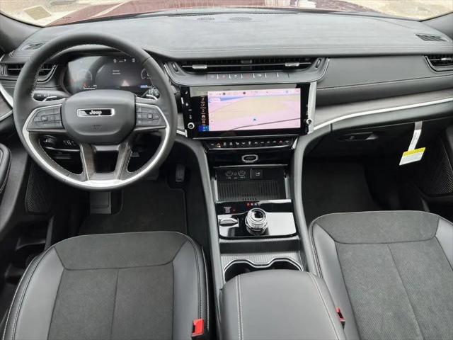2026 Jeep Grand Cherokee L Altitude 4x4