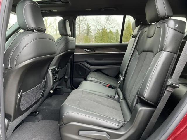 2026 Jeep Grand Cherokee L Altitude 4x4