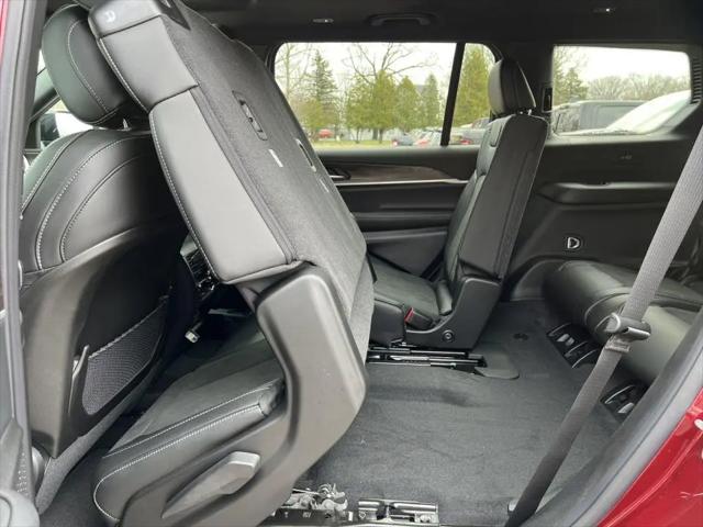 2026 Jeep Grand Cherokee L Altitude 4x4