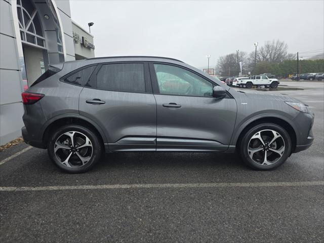 2024 Ford Escape ST-Line Elite