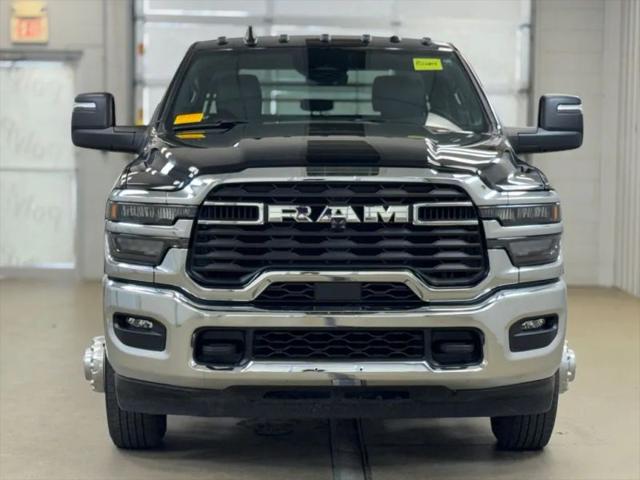 2025 Ram 3500 Tradesman/Big Horn