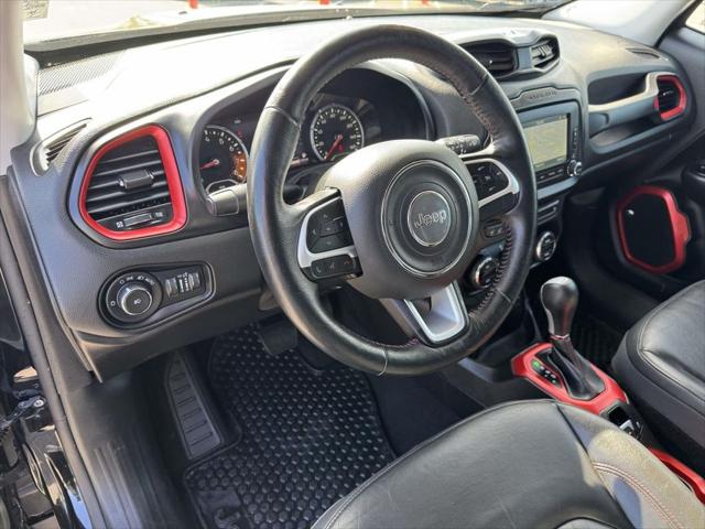 2017 Jeep Renegade Trailhawk 4x4 2017 Jeep Renegade Trailhawk 4x4