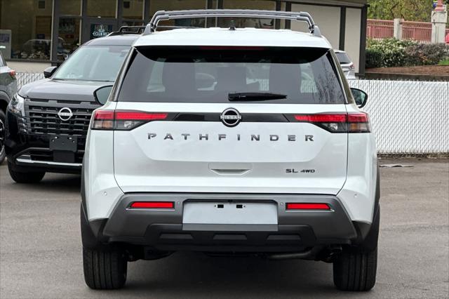 2026 Nissan Pathfinder SL