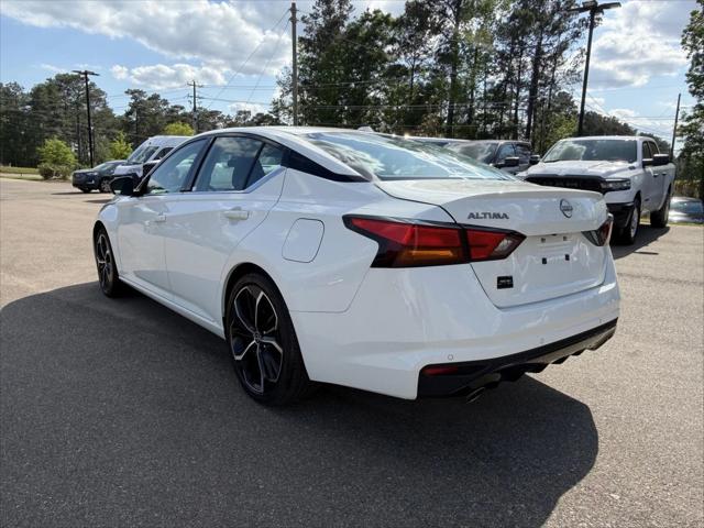 2024 Nissan Altima SR FWD