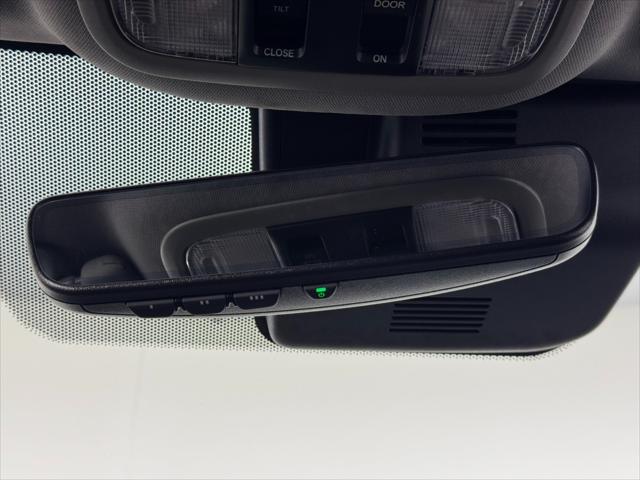 2020 Honda Pilot 2WD Touring 8 Passenger