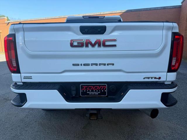 2023 GMC Sierra 2500HD 4WD Crew Cab Standard Bed AT4
